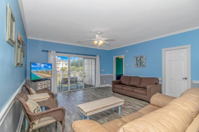 Spacious 2 bed 2 bath Golf Course Condo - Perfect for 6-8 Guests! Magnolia North Unit 201